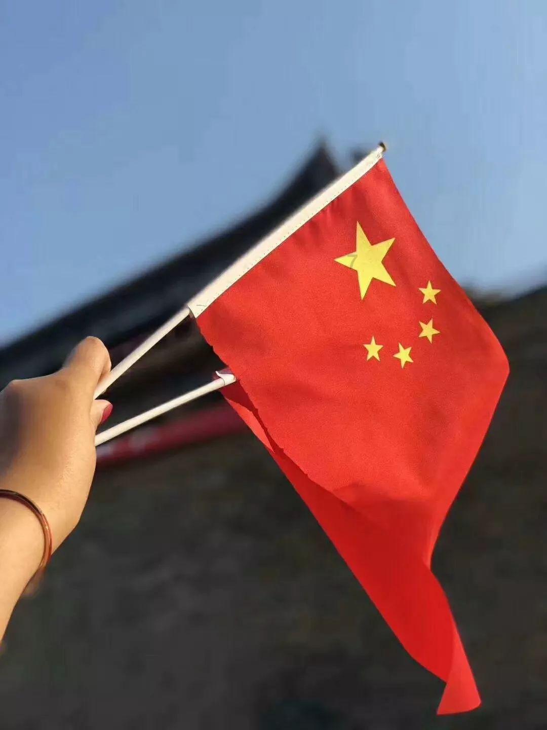 逃离外星人森林
